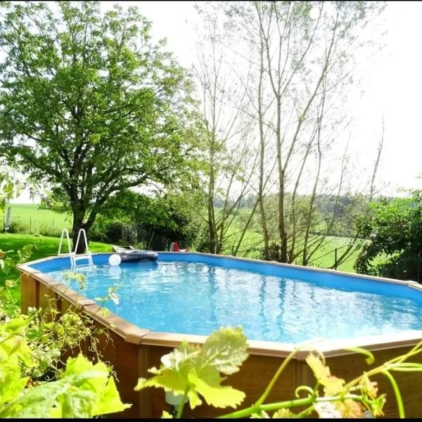 Évasion Nature - Paysage Verdoyant- Piscine, hotelli kohteessa Plombières-les-Bains