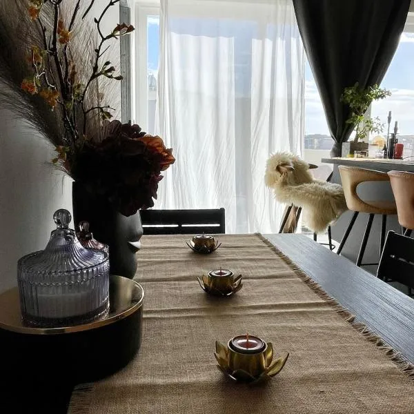 Cozy loft-duplex penthouse, hotel in Il-Gżira