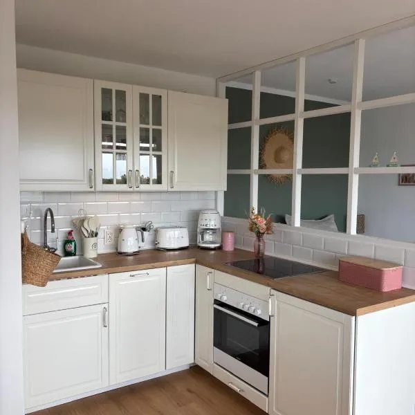 Ferienwohnung kleiner Sonnenschein Großenbrode Ostsee, hotel in Grossenbrode