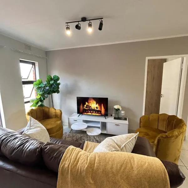 Heart of Soweto Cozy Apartment, hotel v destinaci Soweto