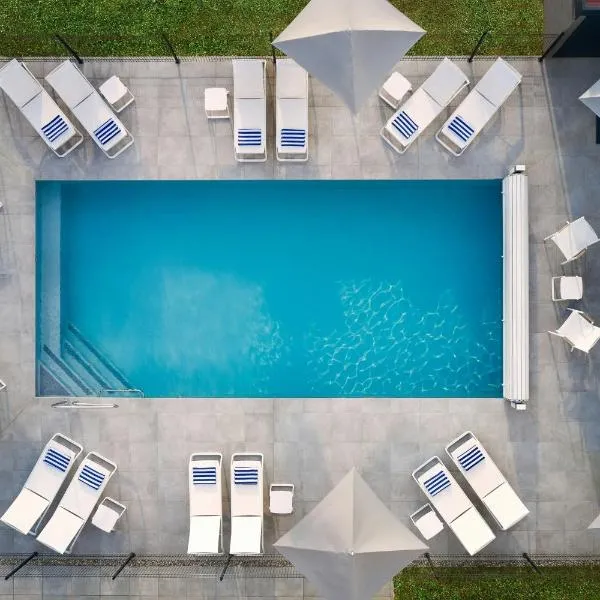 Courtyard by Marriott Lyon Eurexpo Stadium, hotel di Genas