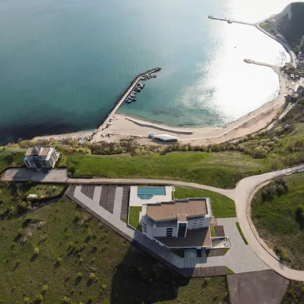 Calithea Residence, hotel in Kavarna