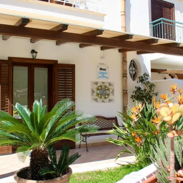 Camere da Mariolina, hotel v destinaci Macari