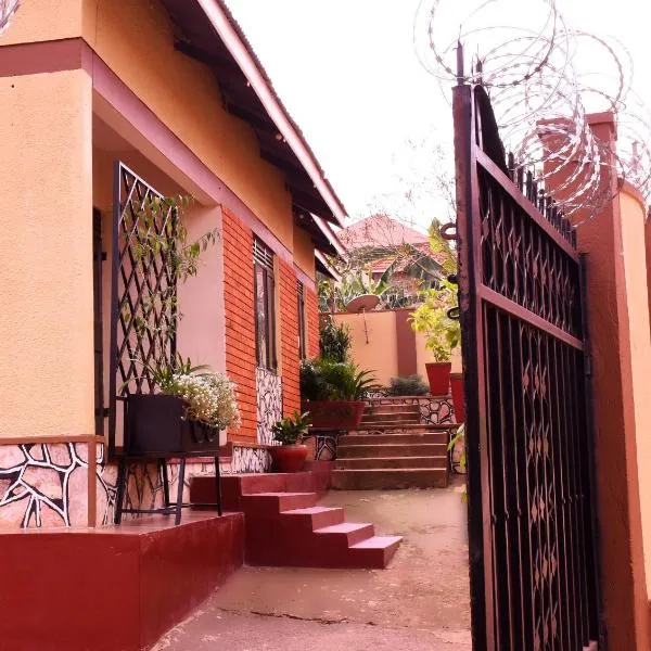 Carmella Exquisite Home K Rd โรงแรมในคัมพาลา