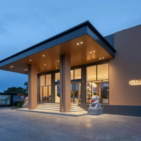 Sappaya Hotel By Lotus Valley Golf Resort, hotel v destinaci Chachoengsao