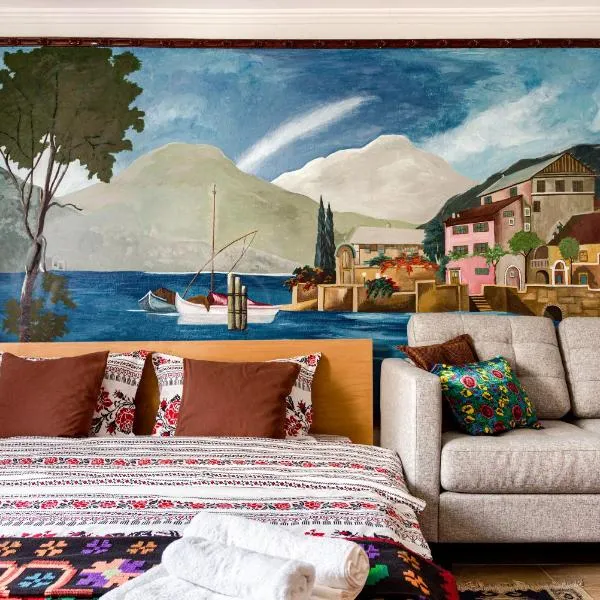 Nature-Surrounded Transylvanian Home - Heated Pool, hotel u gradu Damiş