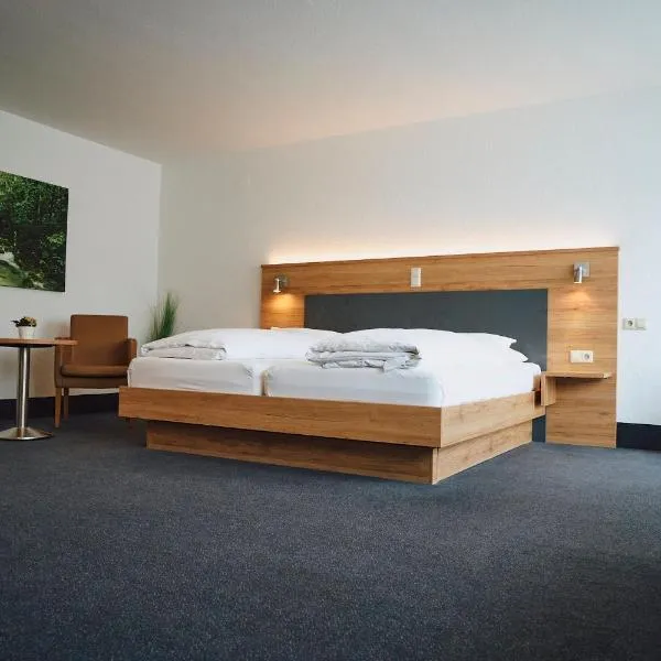 Hotel Hirt, hotel in Deißlingen