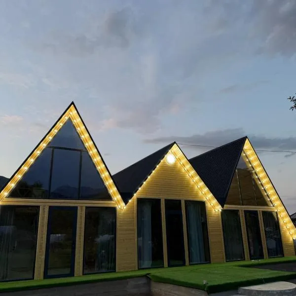 Tulpar Village, hotel in Saty