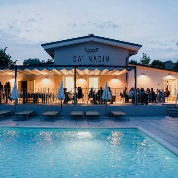 Ca' Nadin Agriturismo, hotel v destinaci San Damiano dʼAsti