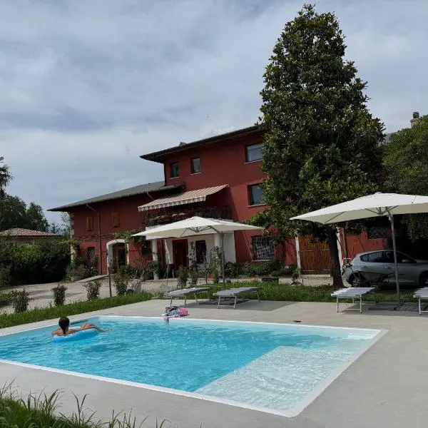 All'Antica Scuderia Del Castello, hotel v destinaci Maiano