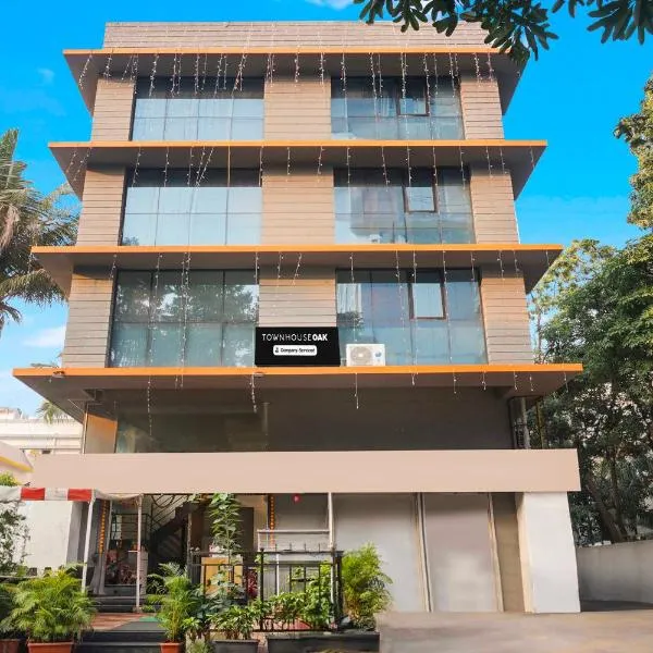 Townhouse Oak Hadapsar Sahyadri Hospital, hotel in Pune