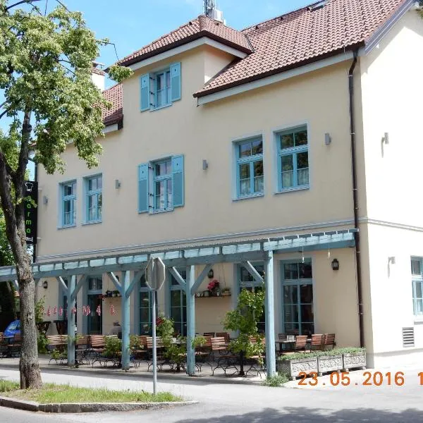 Parma Guesthouse & Apartments, hotel v Mariboru