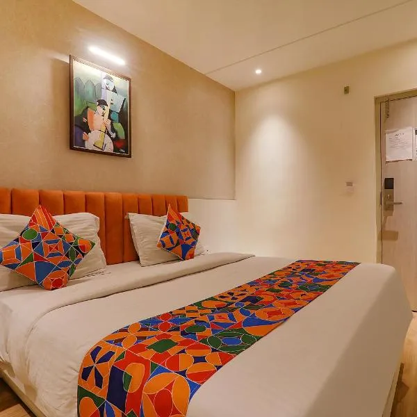 FabHotel Geetraj Palace, hotel v destinaci Alambagh