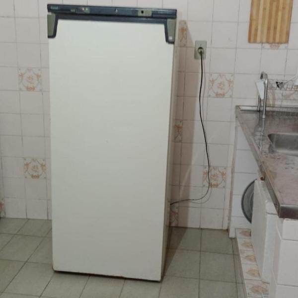 Casa no Bairro da Prata, para até 8 pessoas, 150mt do PP - Foto 3