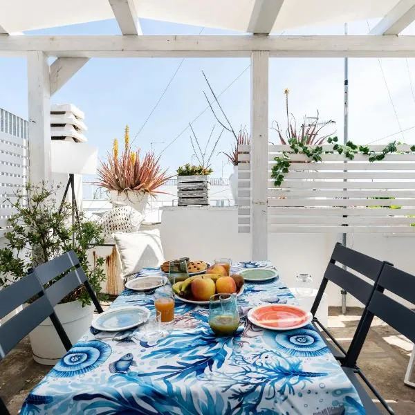 Dimora Carlo V by BarbarHouse, hotel di Monopoli