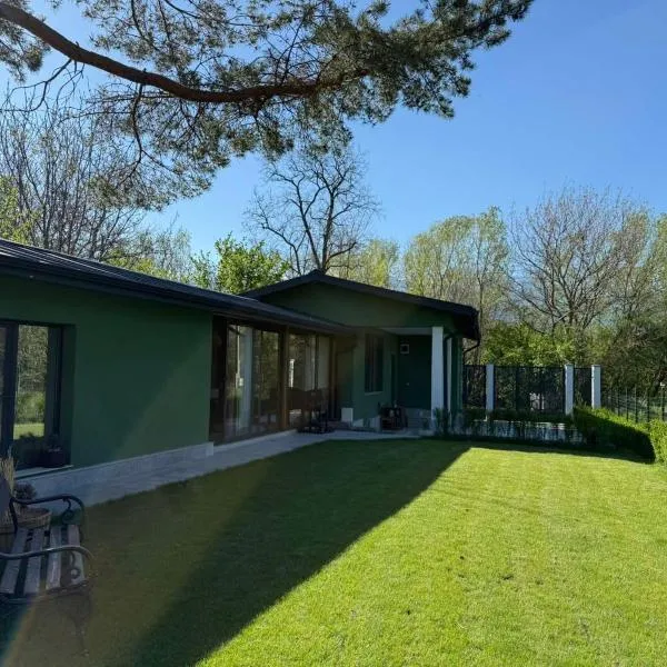 Villa Green House, hotel in Cherven Breg