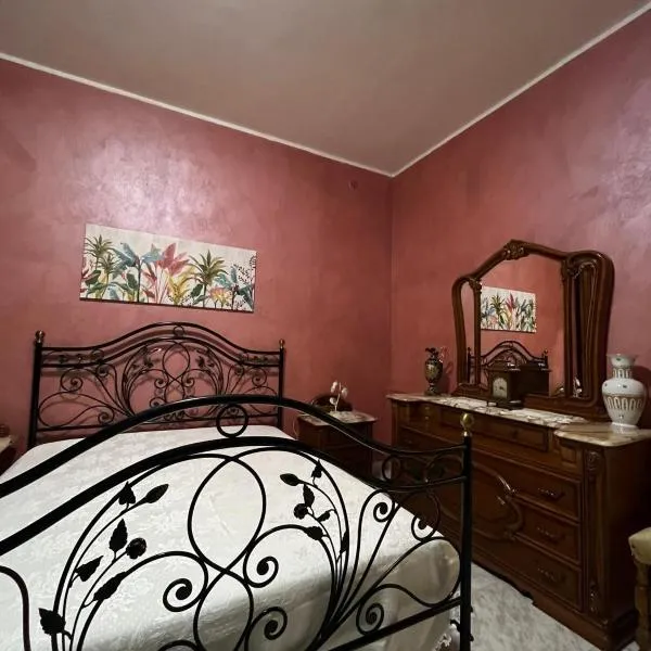 Casa vacanza da Sandro, hotel v destinaci Priolo Gargallo