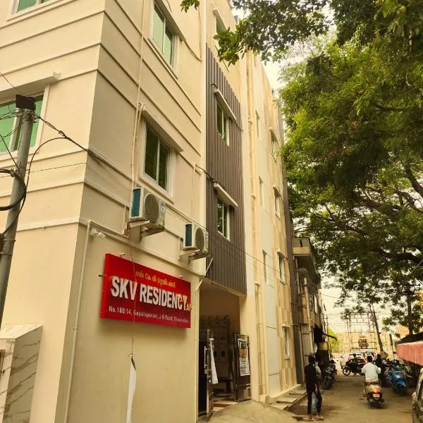 PY OLLIV Chennai THIRUVALLUR, Hotel in Kaklūr