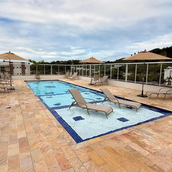 Apt 4min da praia com Ar, Piscina, Sauna e Churrasqueira