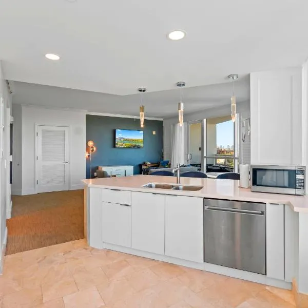 Luxury Condo at Trésor Miami Beach, готель у Майамі- Біч