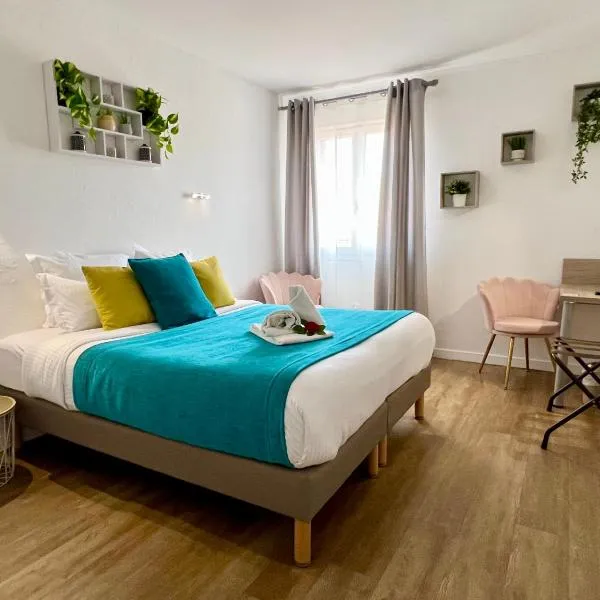 Hotel L'Escapade – hotel w mieście Le Lavandou