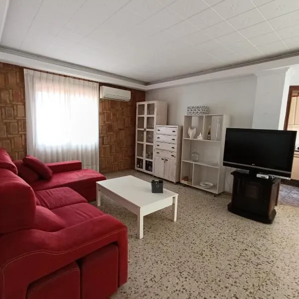 San Juan, hotel in Alborache