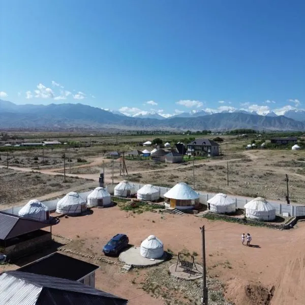 Guest house and Yurt camp "Ailuu", hotel u gradu Tong