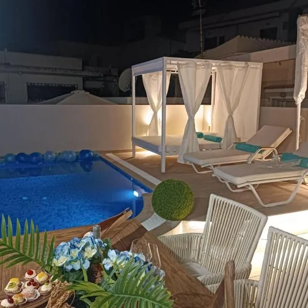 Kallisti Palace - Private Pool with Hydromassage, hotel v destinaci Kissamos