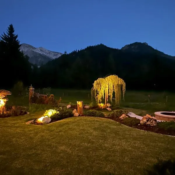 ALPENGARTEN EIGENTHAL - Private Wellness Retreat, hotel a Eigenthal