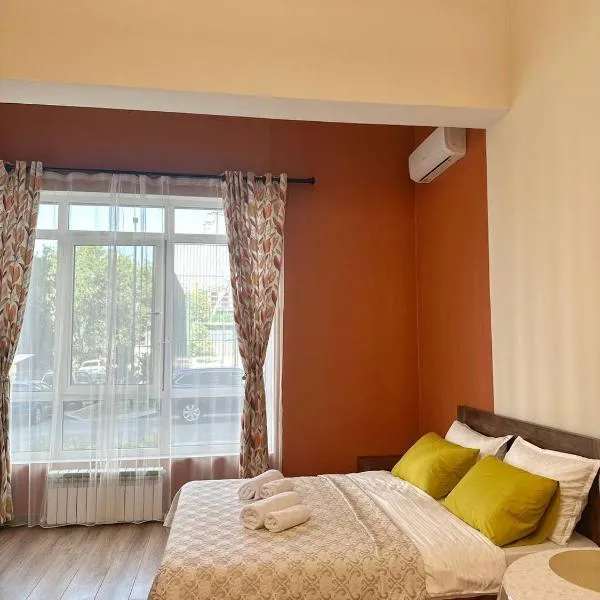 Mandarin Love, hotel in Almaty