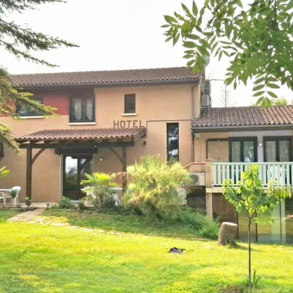 Relais de Frejeroques, hotel v destinaci Foissac