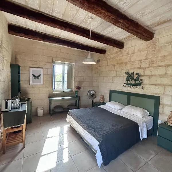 Ta Skorba Farmhouse Mgarr, hotel in Mġarr