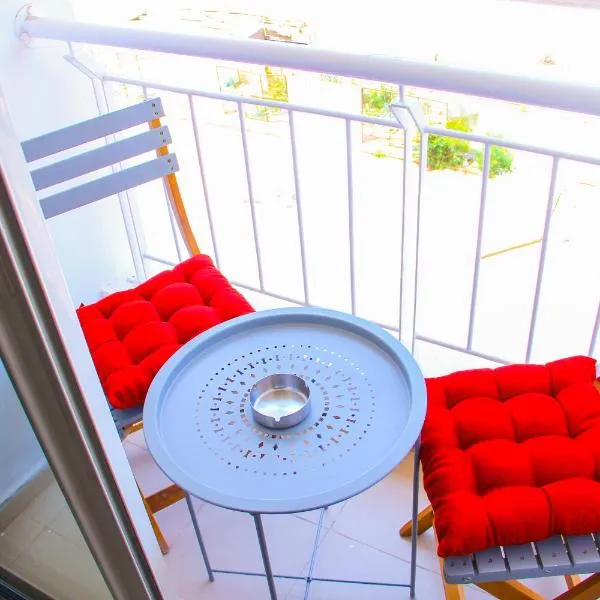 Bel appartement piscine 10min plage souk netflix beinsport, hotel in Agadir