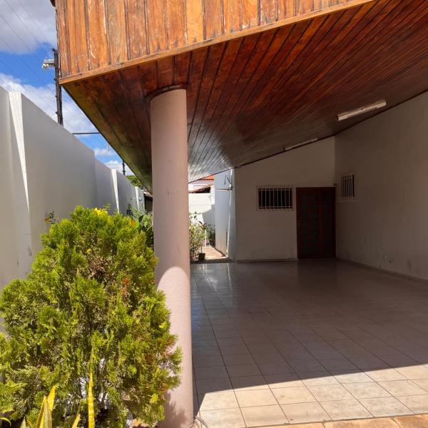 Ampla Casa Duplex com 4 suítes - Foto 5