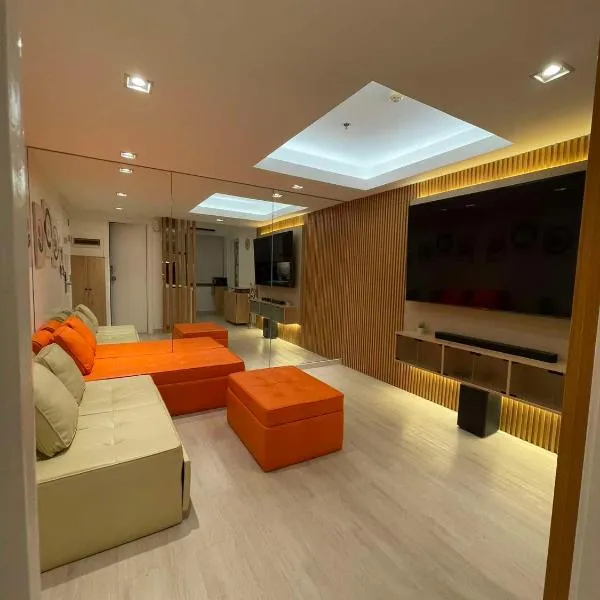 Supreme Luxury 2BR Condo - Azure Urban Resort Residences near Manila Airport, hotel in Manila