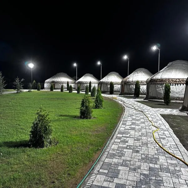 Ethnochill Karakol yurt camping, hotel in Karakol