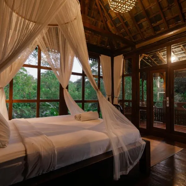 Kebun Kita Ecolodge, hótel í Padangan