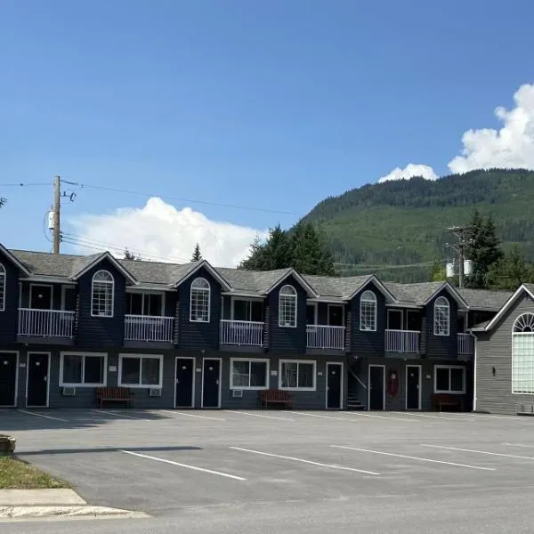 Monashee Lodge, hotel v destinaci Revelstoke
