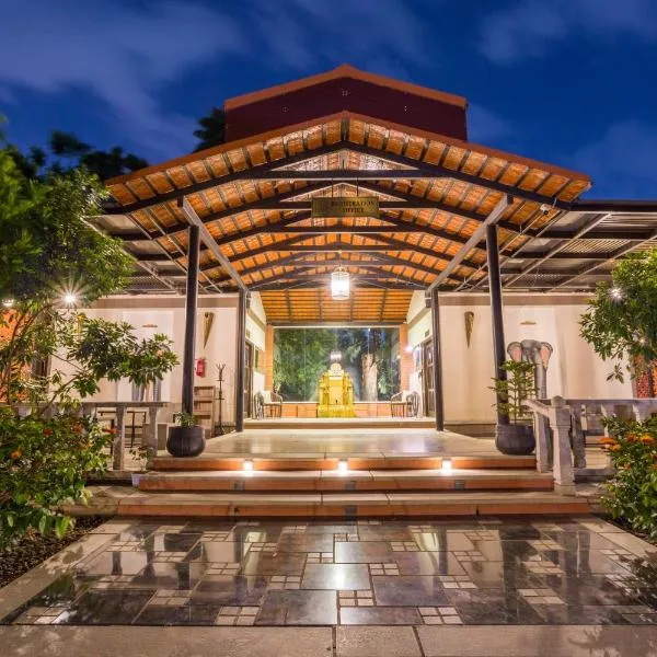Nirantara Resort & Spa, hotel v destinaci Bengalúr