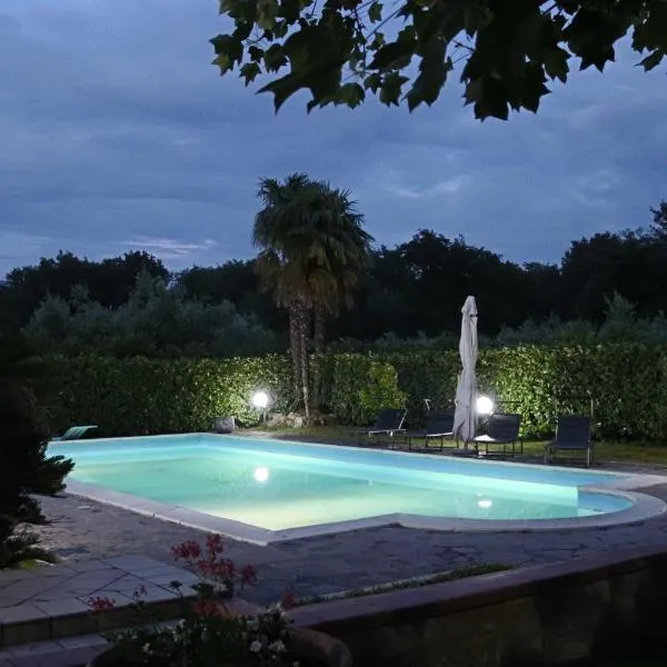 Villa Annamaria - swimming pool and peace in Castelforte, hotel v destinaci Suio