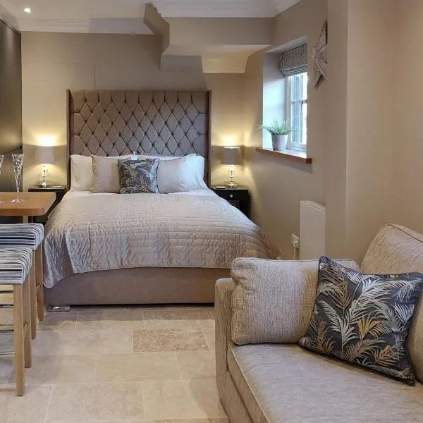 The White House Studio, hotel in Worthing