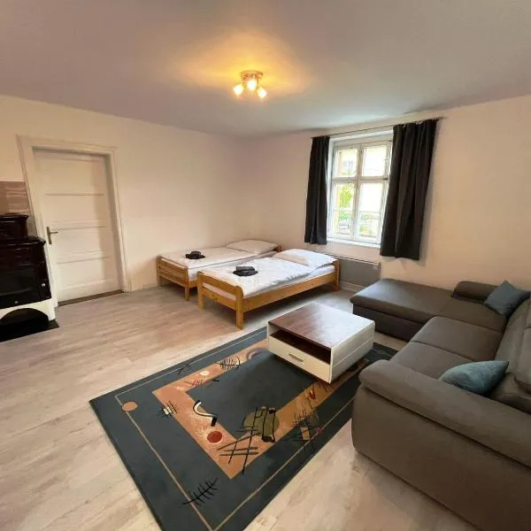 Apartmán u Koupaliště, hotel in Česká Kamenice