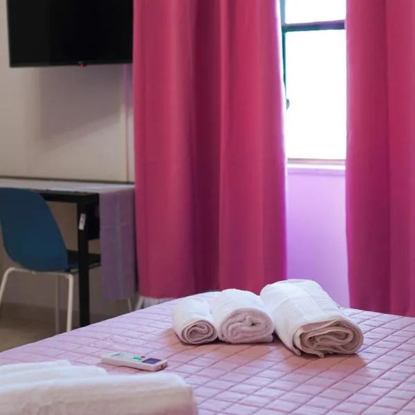 Fly Home 3, hotel in Naples