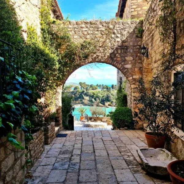 Hostel Four Rooms, hotel v destinaci Ulcinj
