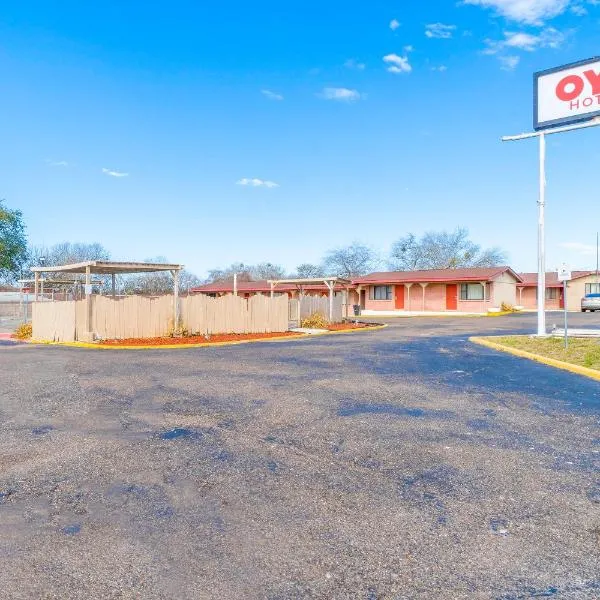 Capital O Hotel Beeville -US 181, hotel v destinaci Beeville