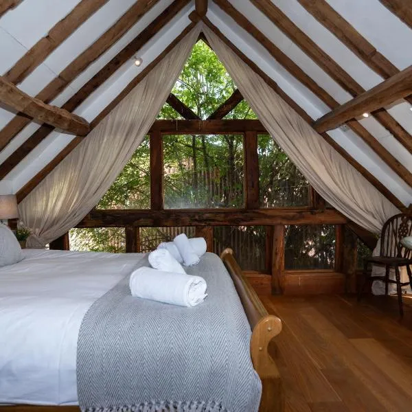 Treehouse Cottage Spa Retreat, hotel a Hereford