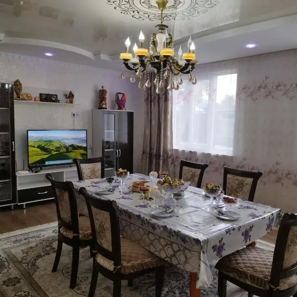 Travel Around Guest House, hotel v destinaci Kochkorka