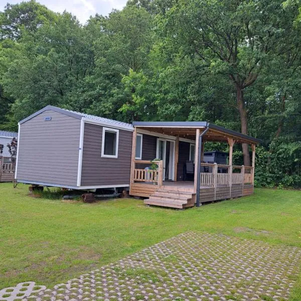 Chalet Hemelriekje, ξενοδοχείο σε Gasselte