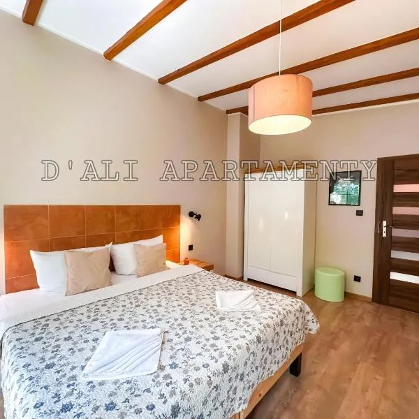 D'Ali apartament w centrum Poznania ul Różana 21, hotel v Poznanu