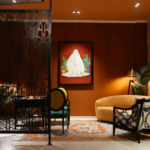 The LC Hotel, ξενοδοχείο στη Λαχόρη